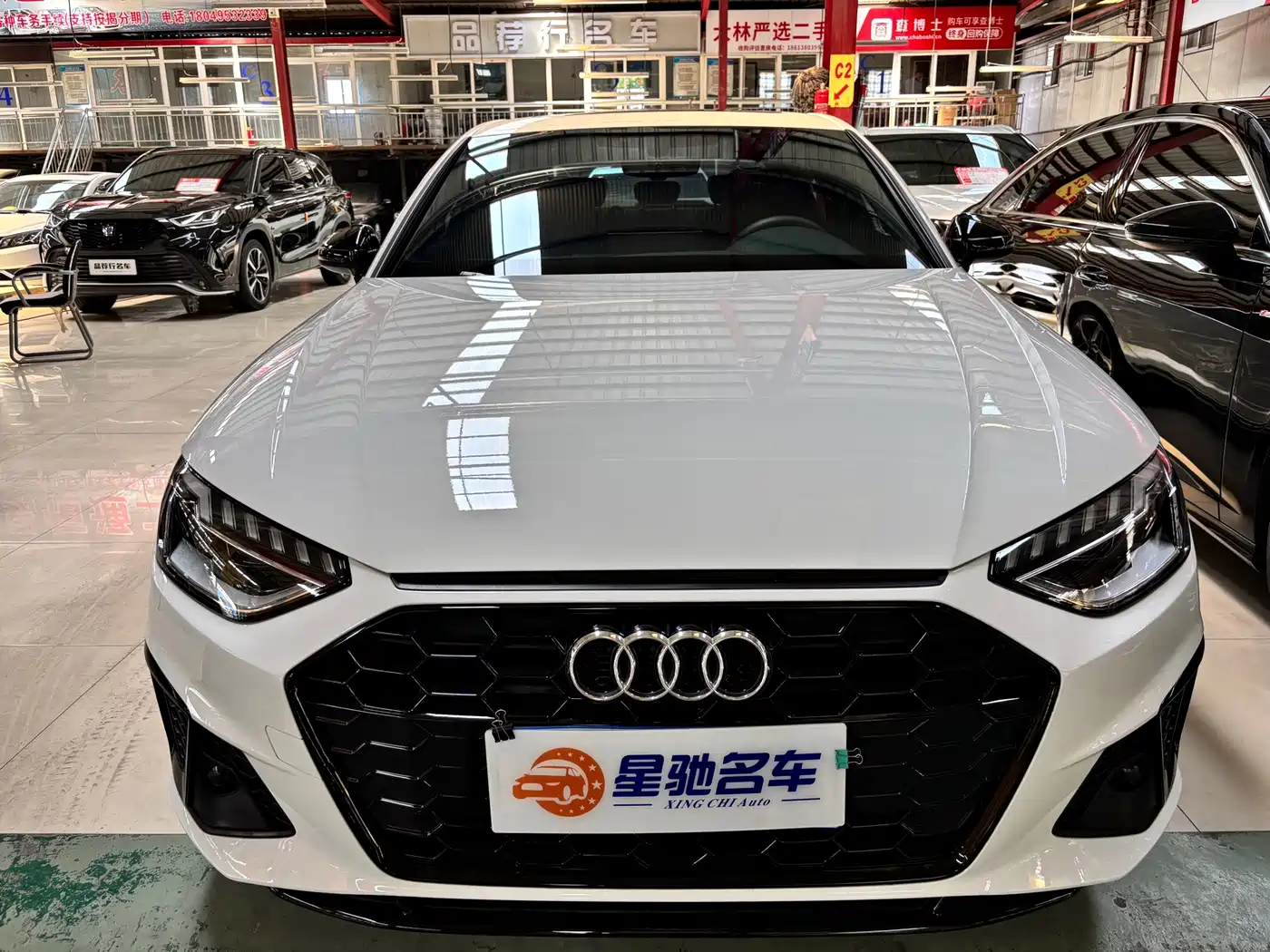 Фото 2 - Audi A4L