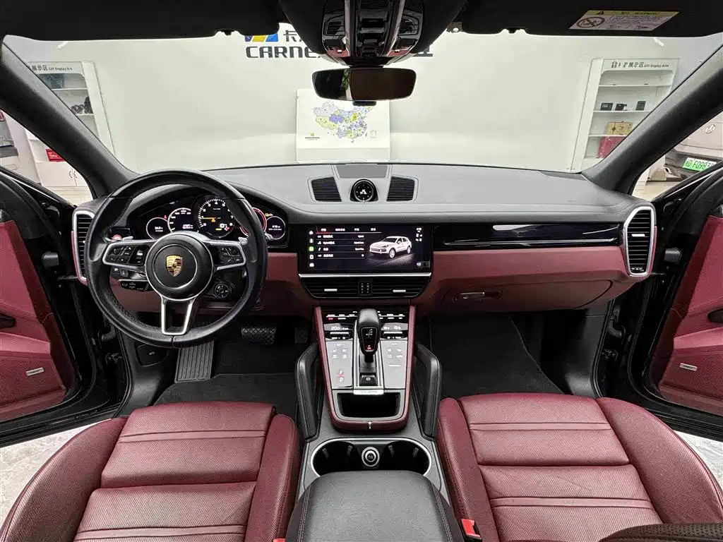Porsche Cayenne New Energy 2021 Cayenne E-Hybrid 2.0T фото 9