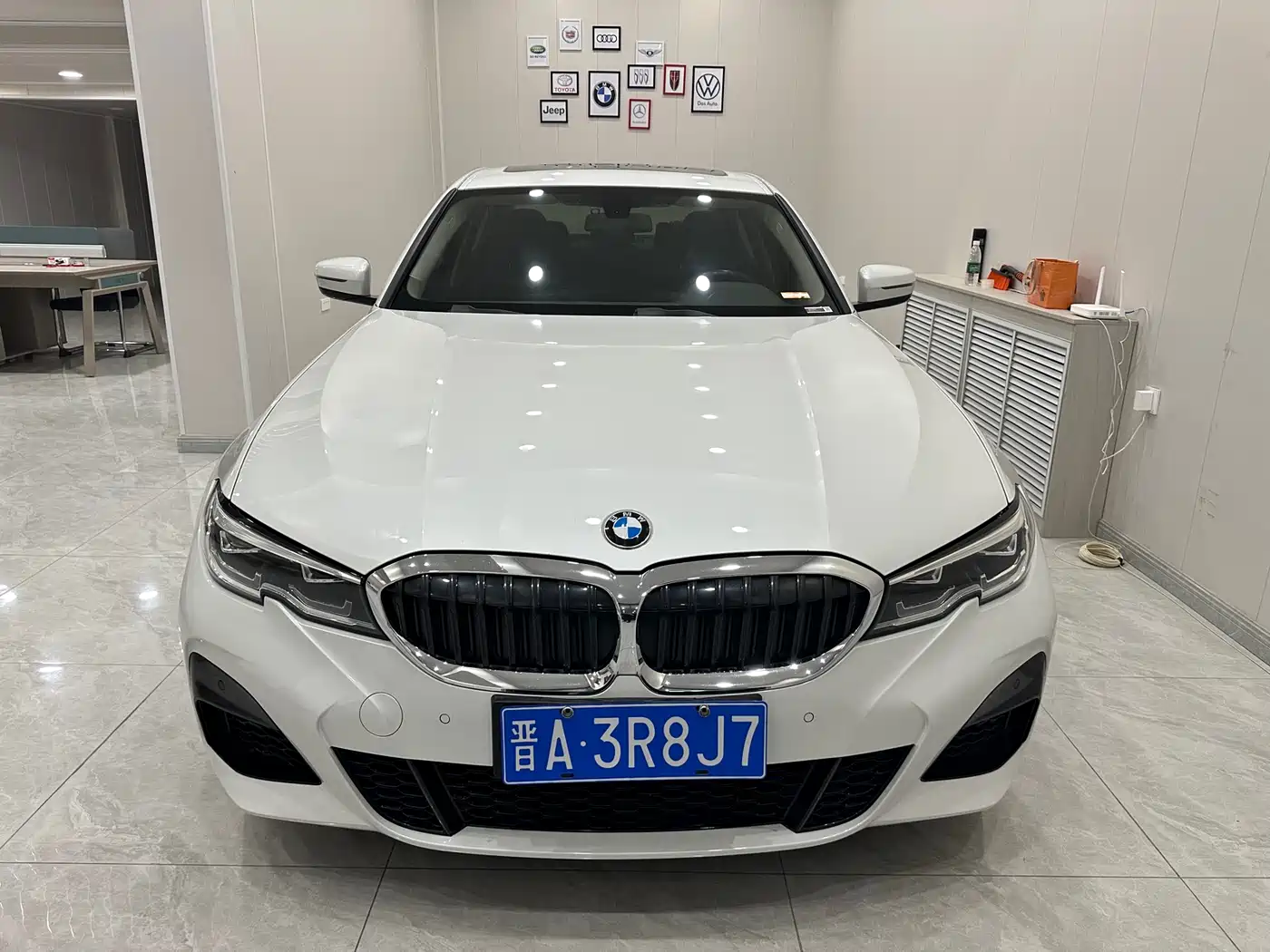 BMW 3-SERIES