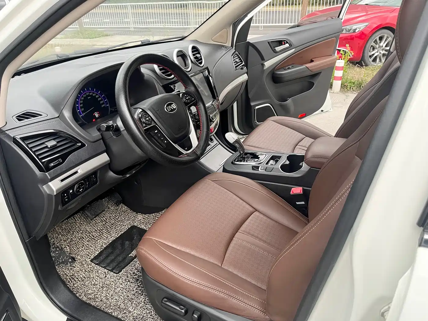 BYD S7 2015 2.0T Upgrade Automatic Premium фото 6