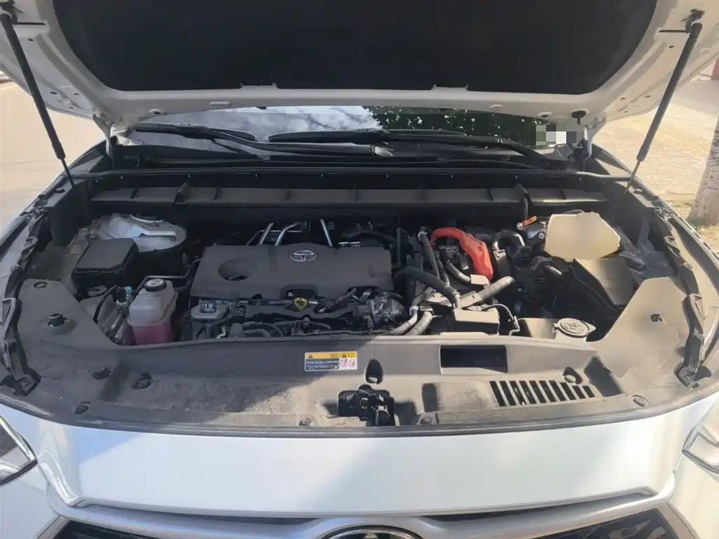 Toyota Highlander 2024 2.5L Smart Hybrid 4WD Luxury 7-seater фото 11