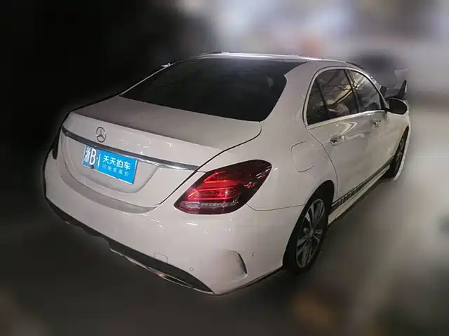 Mercedes-Benz C-Class 2016 C 200 L Sport — фото 5