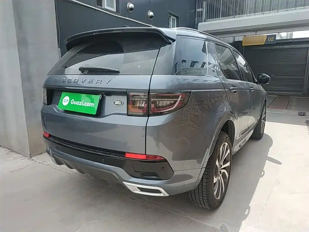 Land Rover Discovery Sport 2022 Model 249PS R-Dynamic SE Performance Tech Edition 5-Seater фото 7