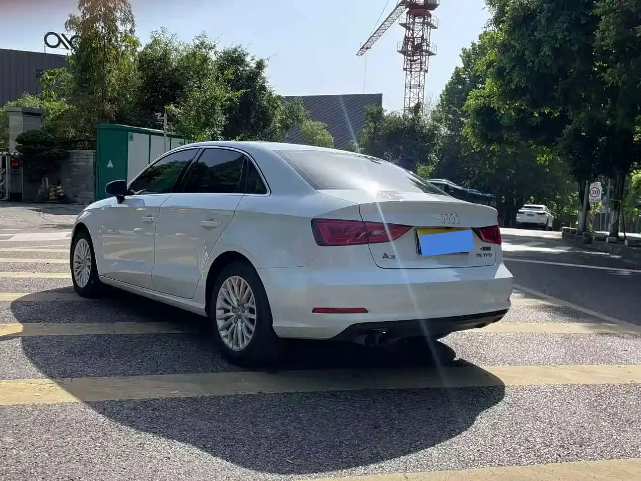 Audi A3 2016 Limousine 35 TFSI Leadership фото 16