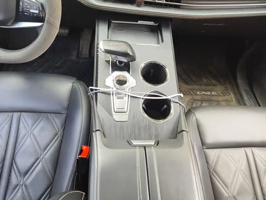 Changan UNI-K iDD 2023 2023 Smart Electric iDD 1.5T 135km Intelligent Leader