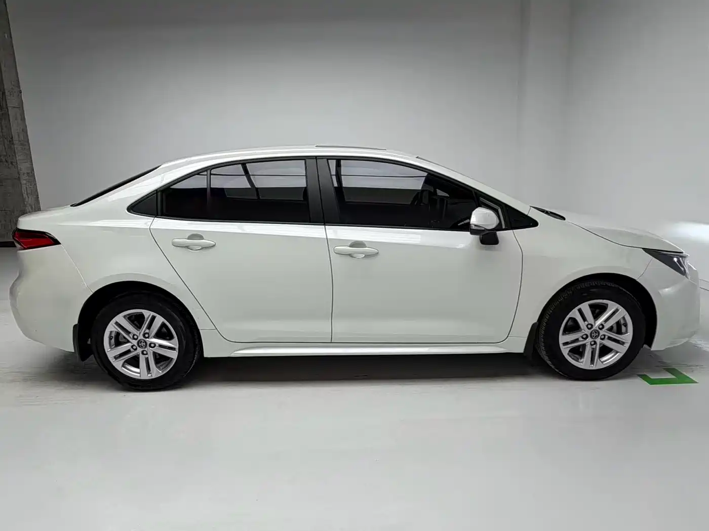 Toyota Levin 2019 185T CVT Luxury Edition China VI фото 7