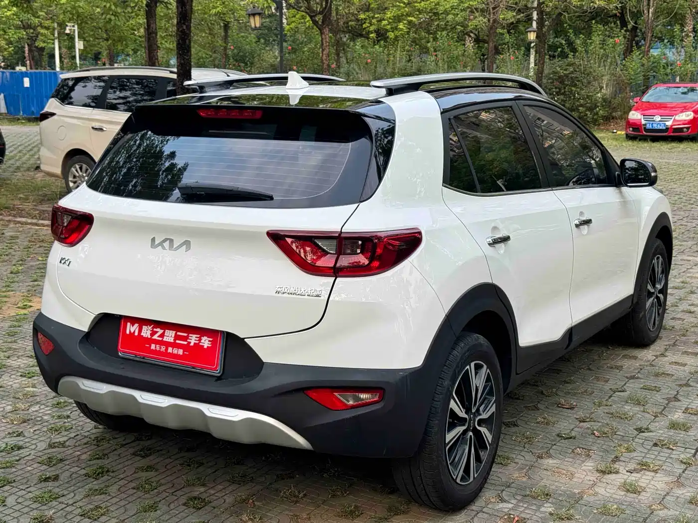 Kia KX1 2021 1.4L CVT Fun Sunroof Version фото 6