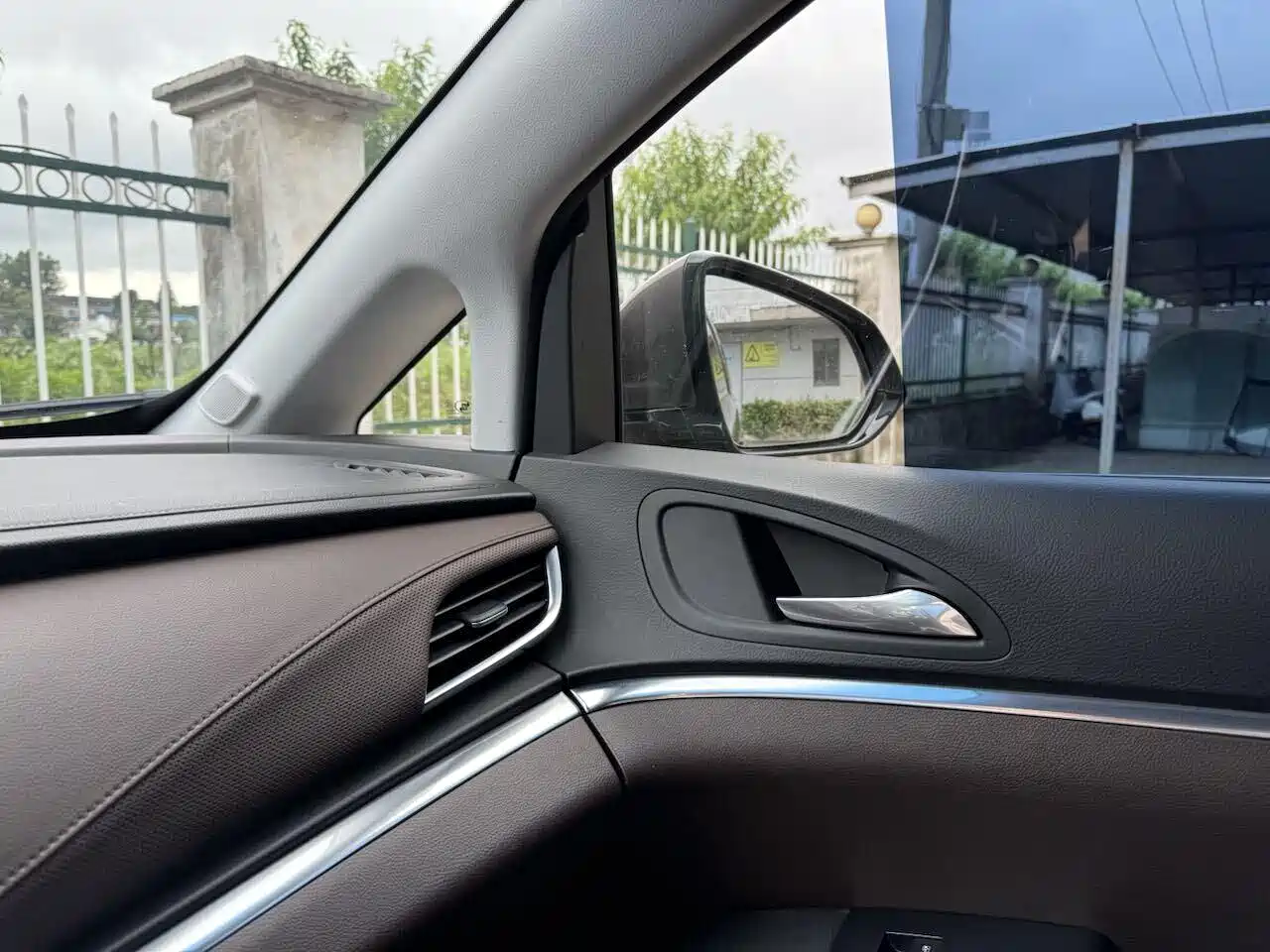 Buick GL8 2022 Land Business Class 652T Luxury фото 17