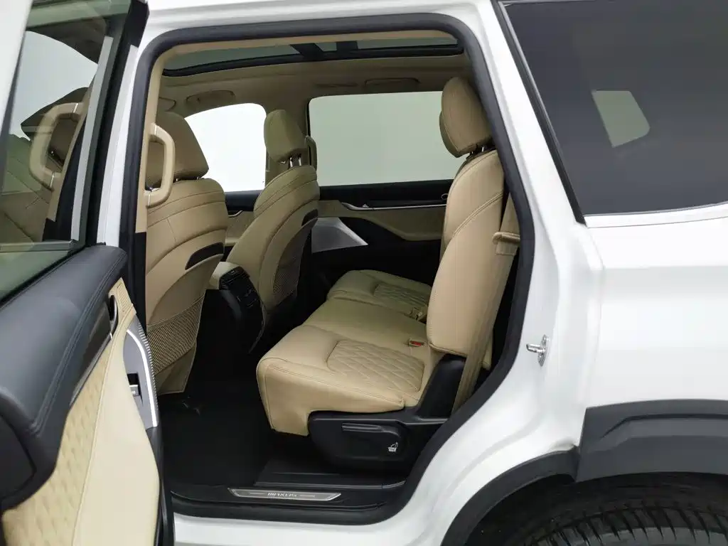 SAIC Maxus D90 2018 2017 2.0T Automatic 4WD Sirius