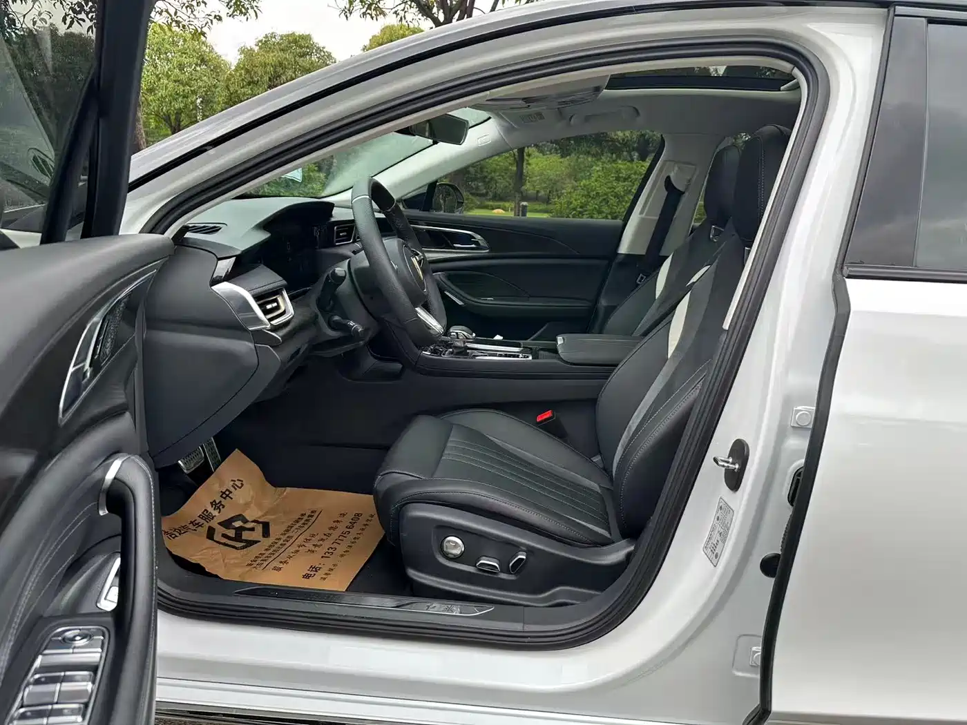 Hongqi H6 2023 2.0T Comfort Edition фото 11