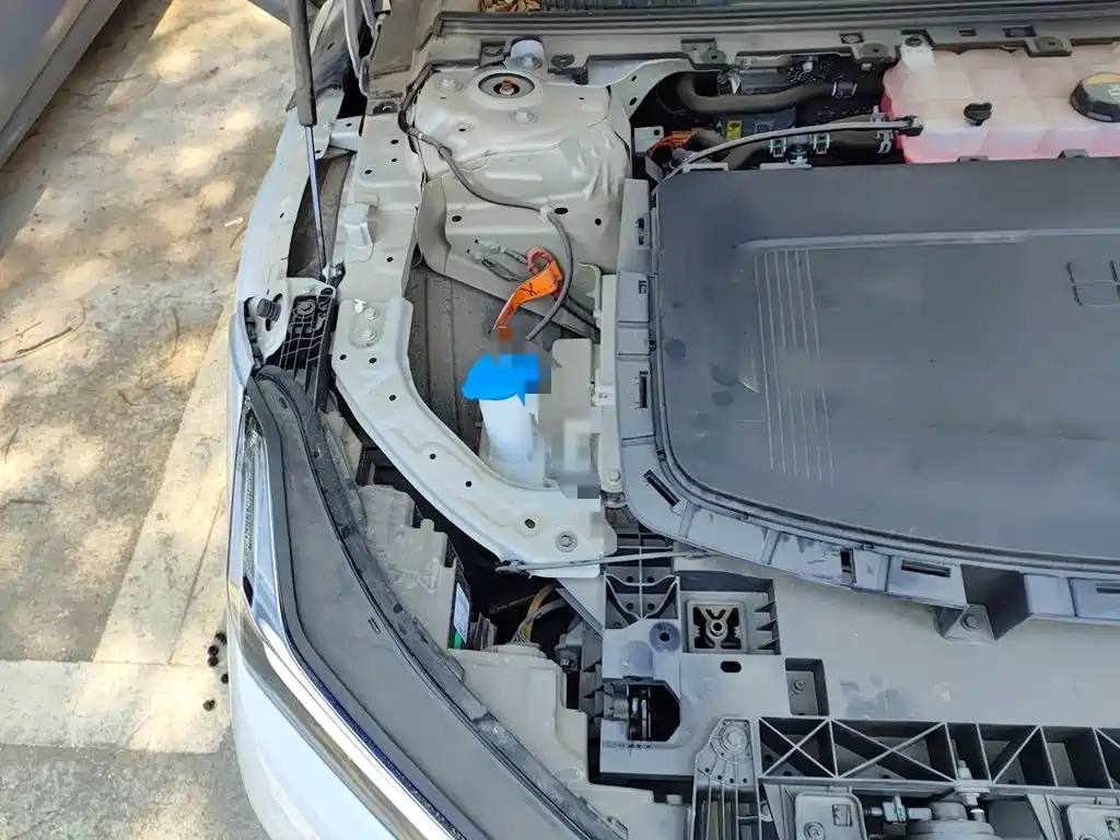 Geely Galaxy Galaxy E8 2024 2024 665km RWD Starship Voyager Edition