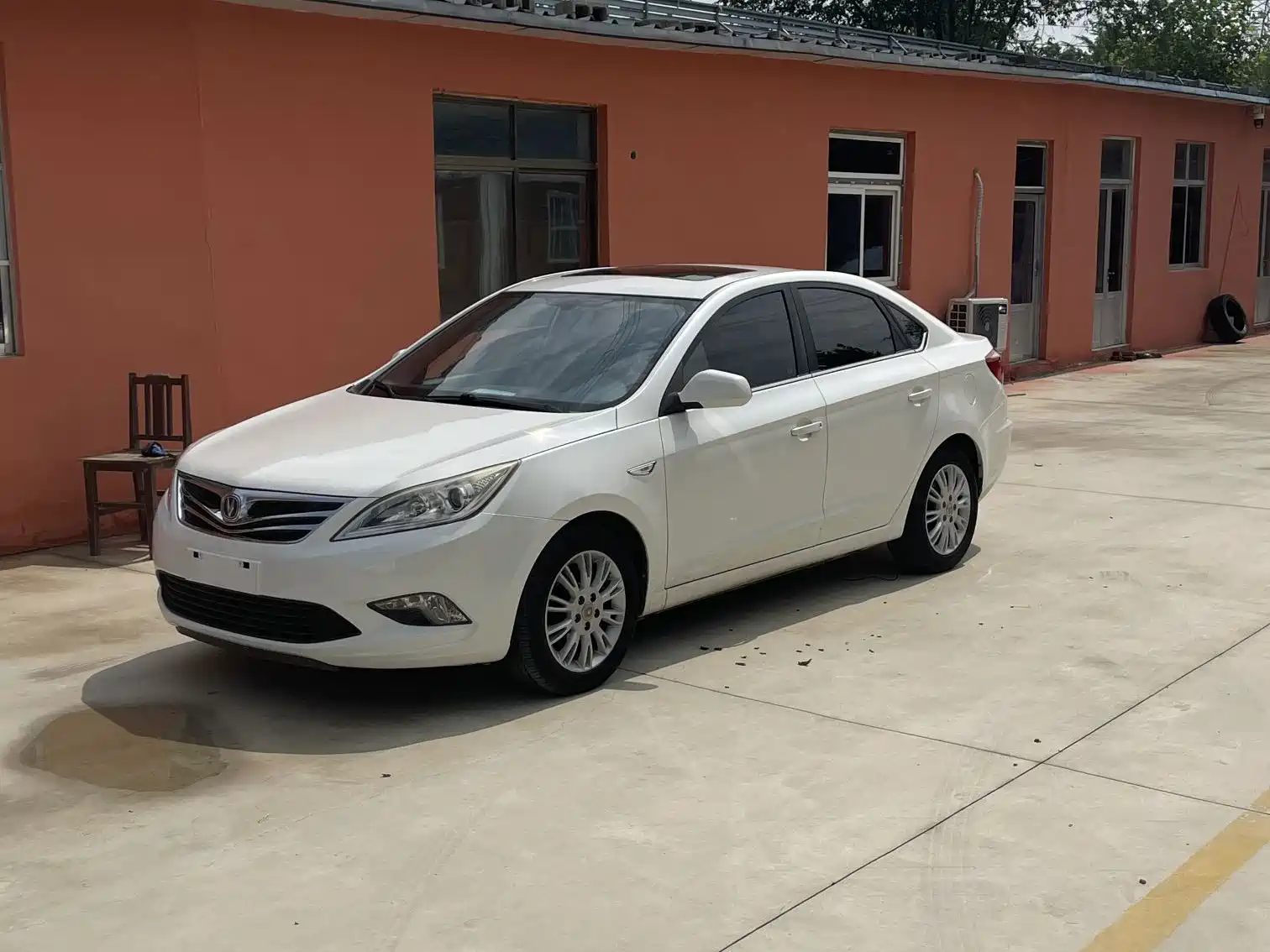 Photo 1 - Changan Eado