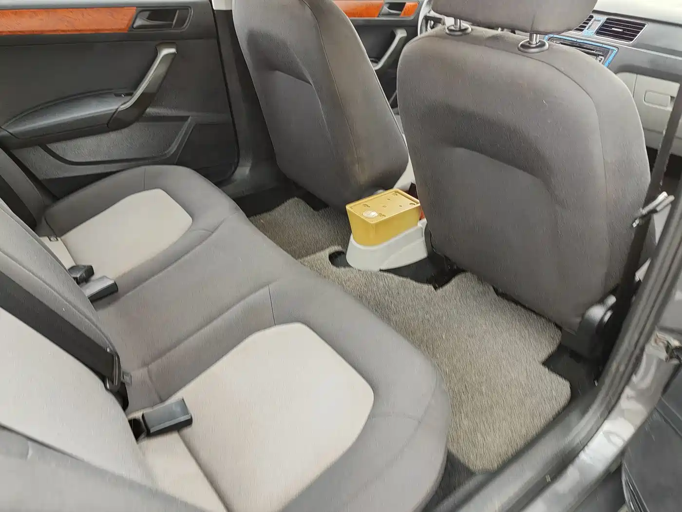 Škoda Rapid 2015 1.4L Manual Joy Selection фото 12