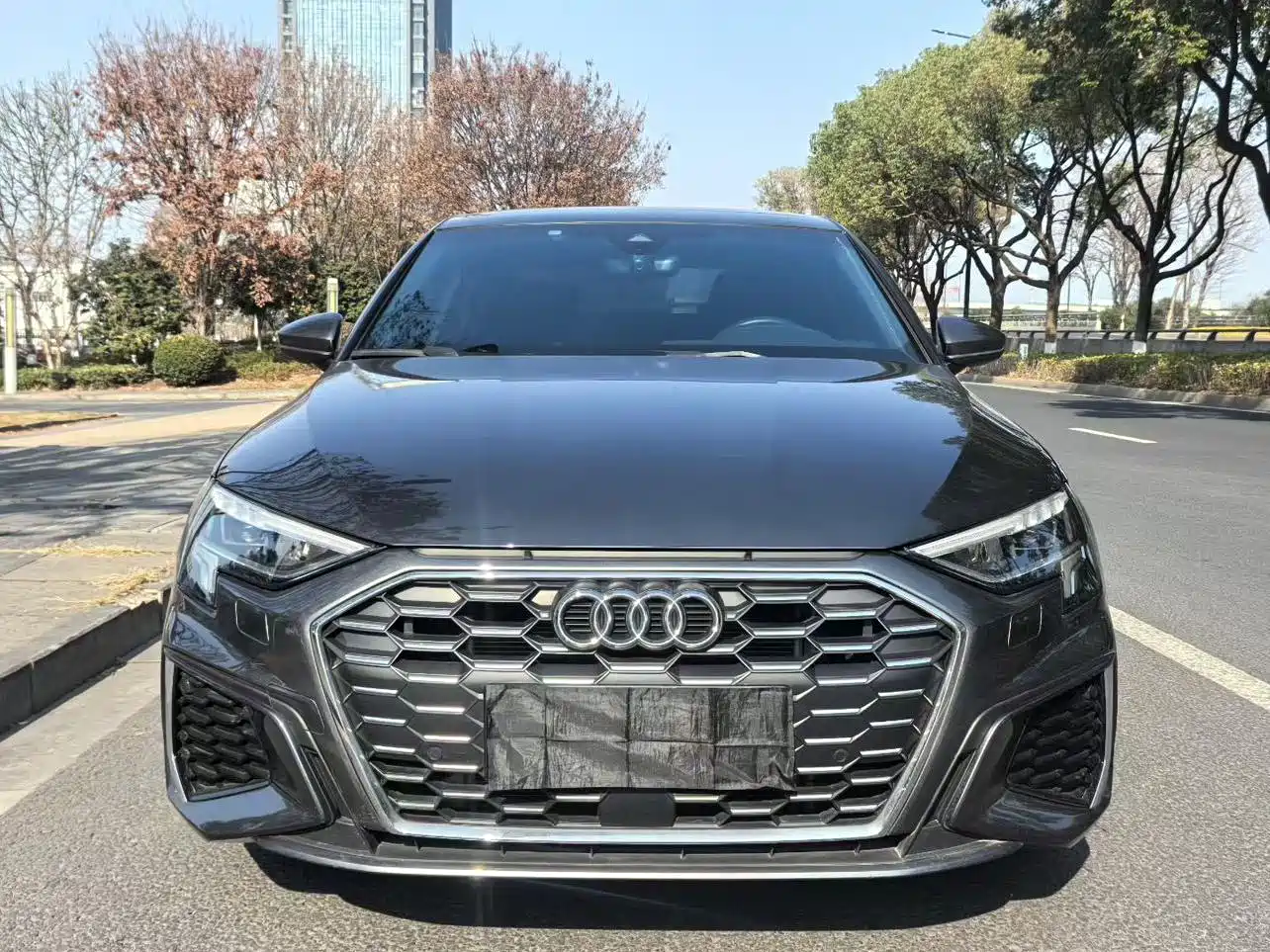 Audi A3 2023 Facelift A3L Limousine 35 TFSI Fashion Sport фото 2