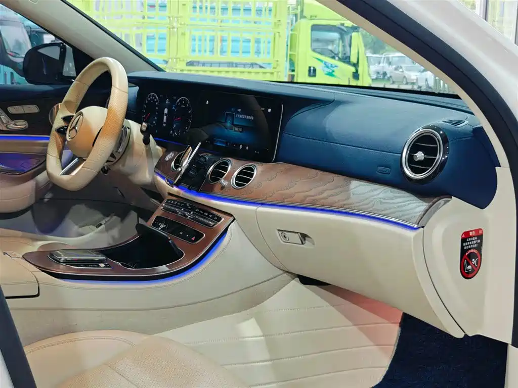 Mercedes-Benz E-Class 2022 E 300 L Sport Luxury фото 12