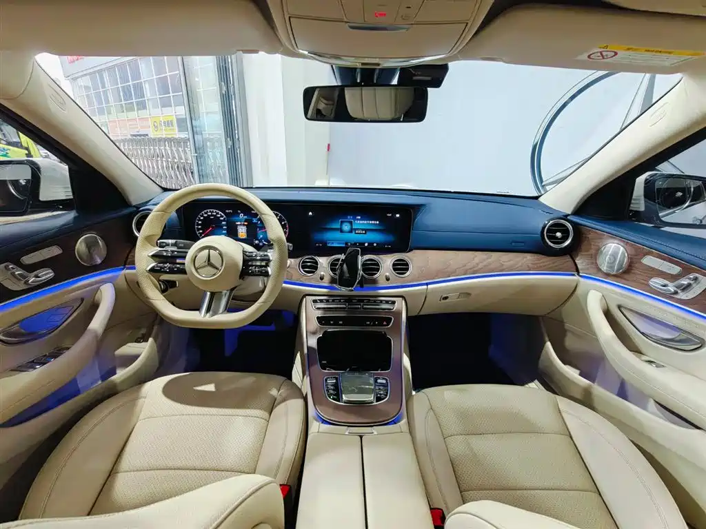 Mercedes-Benz E-Class 2022 E 300 L Sport Luxury фото 14