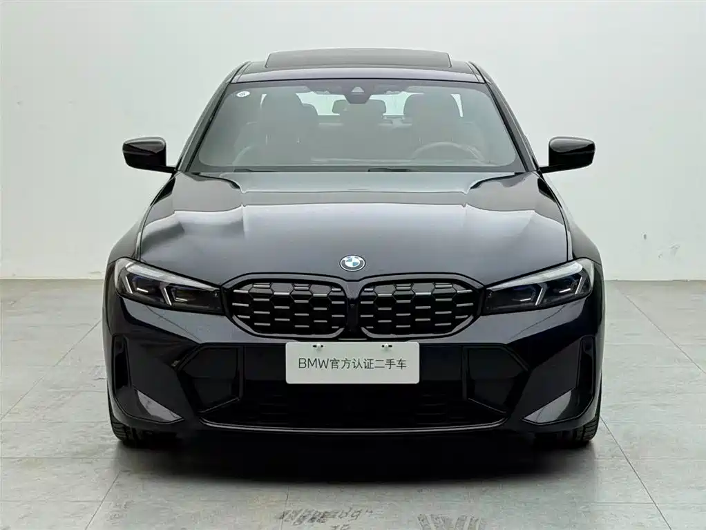 BMW 3 Series 2023 330i M Sport Shadow Edition фото 2