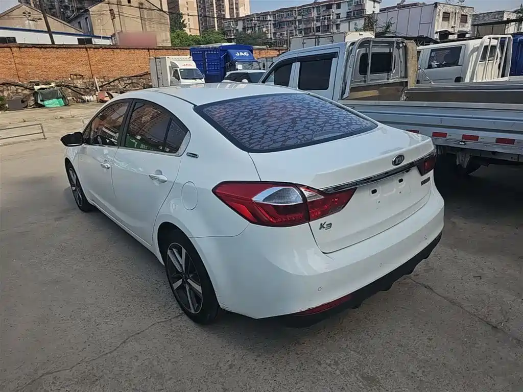 Kia K3 2017 1.6L Automatic 15th Anniversary Special GLS фото 5