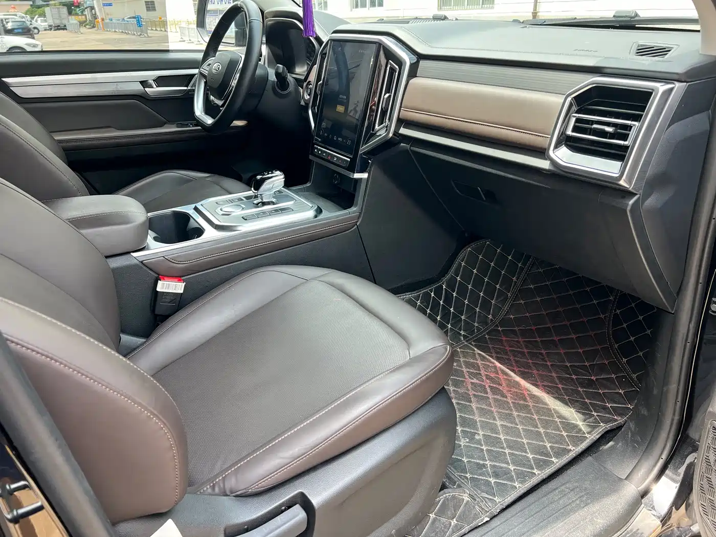 JAC Motors JAC Hunter 2023 2023 Model 2.0T Automatic Diesel 2WD Elite Extended Cab
