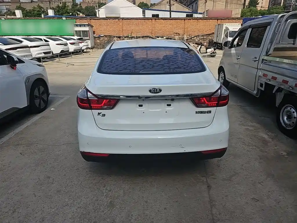 Kia K3 2017 1.6L Automatic 15th Anniversary Special GLS фото 6