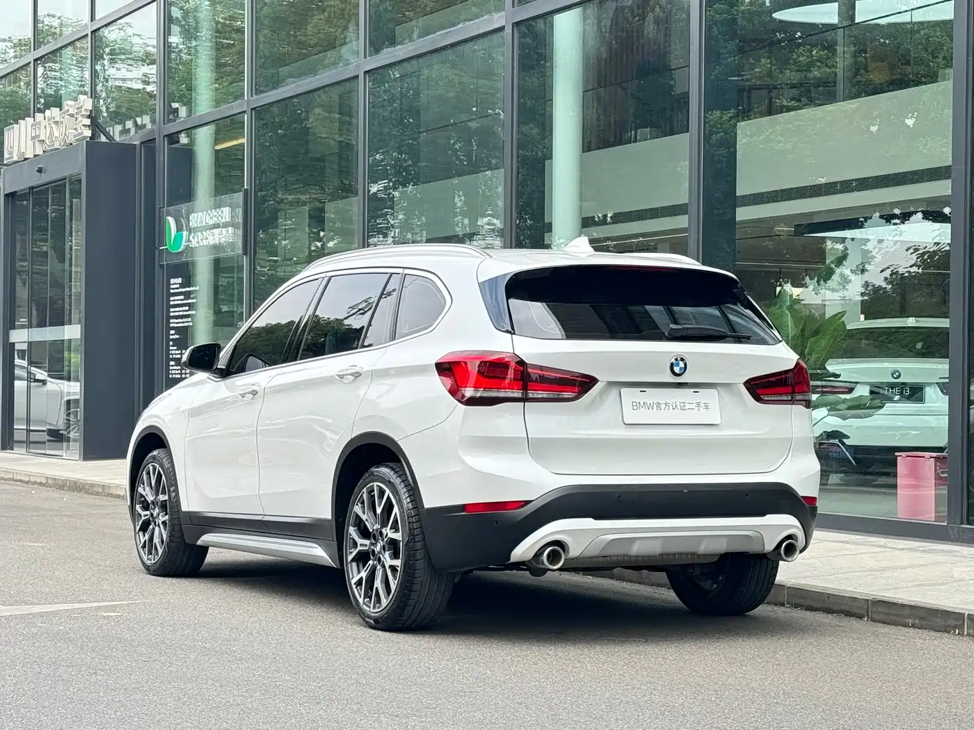 BMW X1 2022 xDrive25Li Premium фото 5