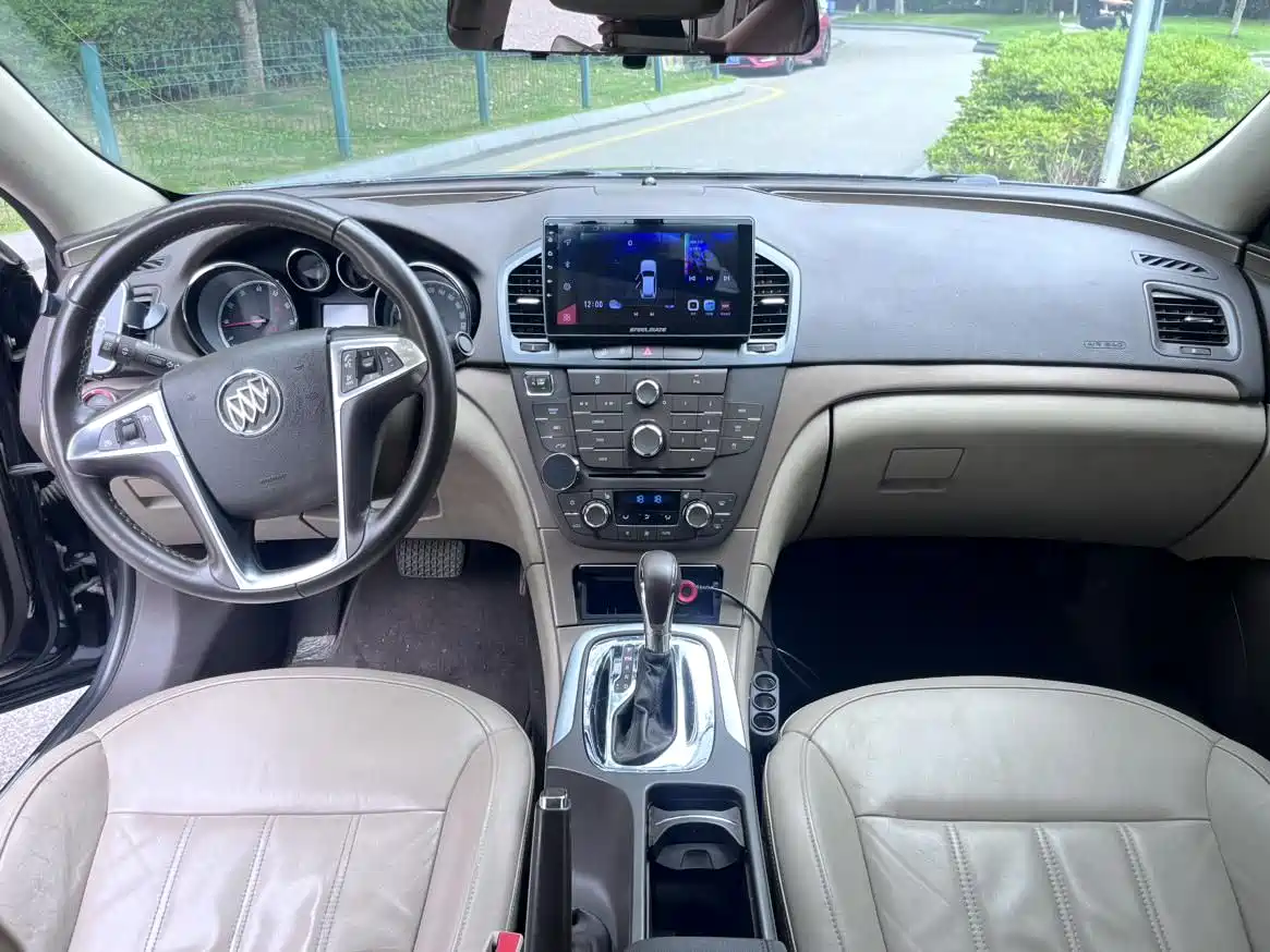 Buick Regal 2012 Model 2.0L Luxury фото 10