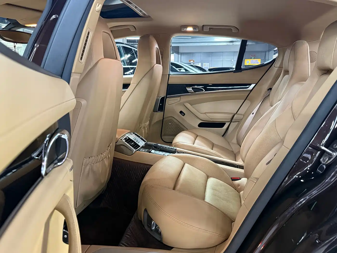 Porsche Panamera 2016 Panamera Edition 3.0T фото 16