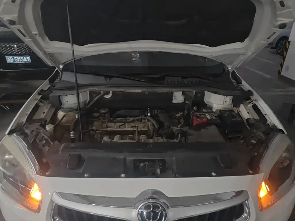Zhonghua V5 2016 2016 1.5T Automatic 2WD Smart