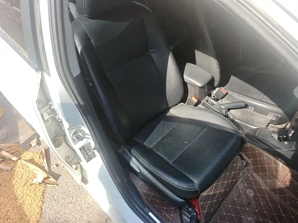 Toyota YARiS L Zhi Xuan 2019 1.5E CVT MeiDong Edition China VI фото 25