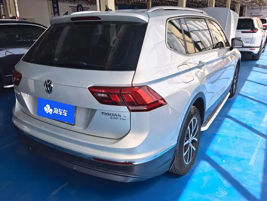 Volkswagen Tiguan L 2018 330TSI Automatic 2WD Luxury Edition фото 3