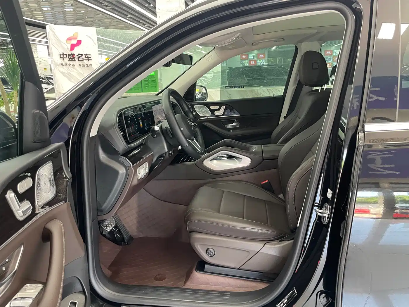 Mercedes-Benz GLE 2023 GLE 350 4MATIC Fashion фото 19