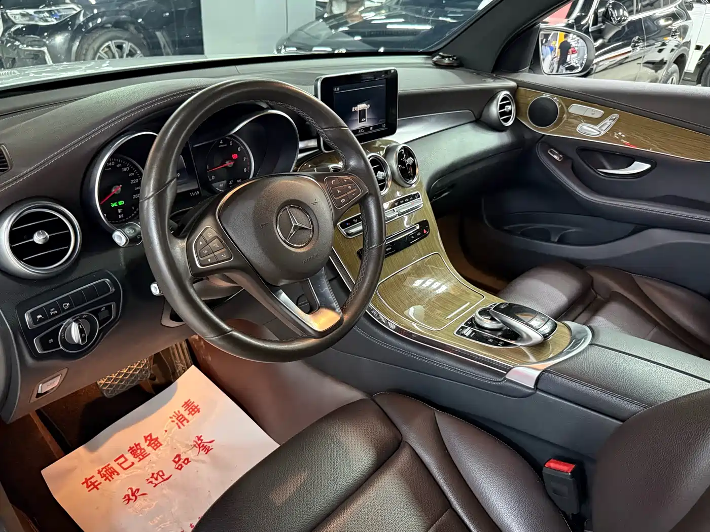 Mercedes-Benz GLC Coupe 2019 GLC 260 4MATIC Coupe SUV фото 10