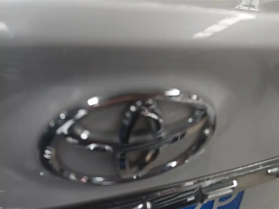 Toyota Camry 2021 2.0G Luxury Edition фото 4