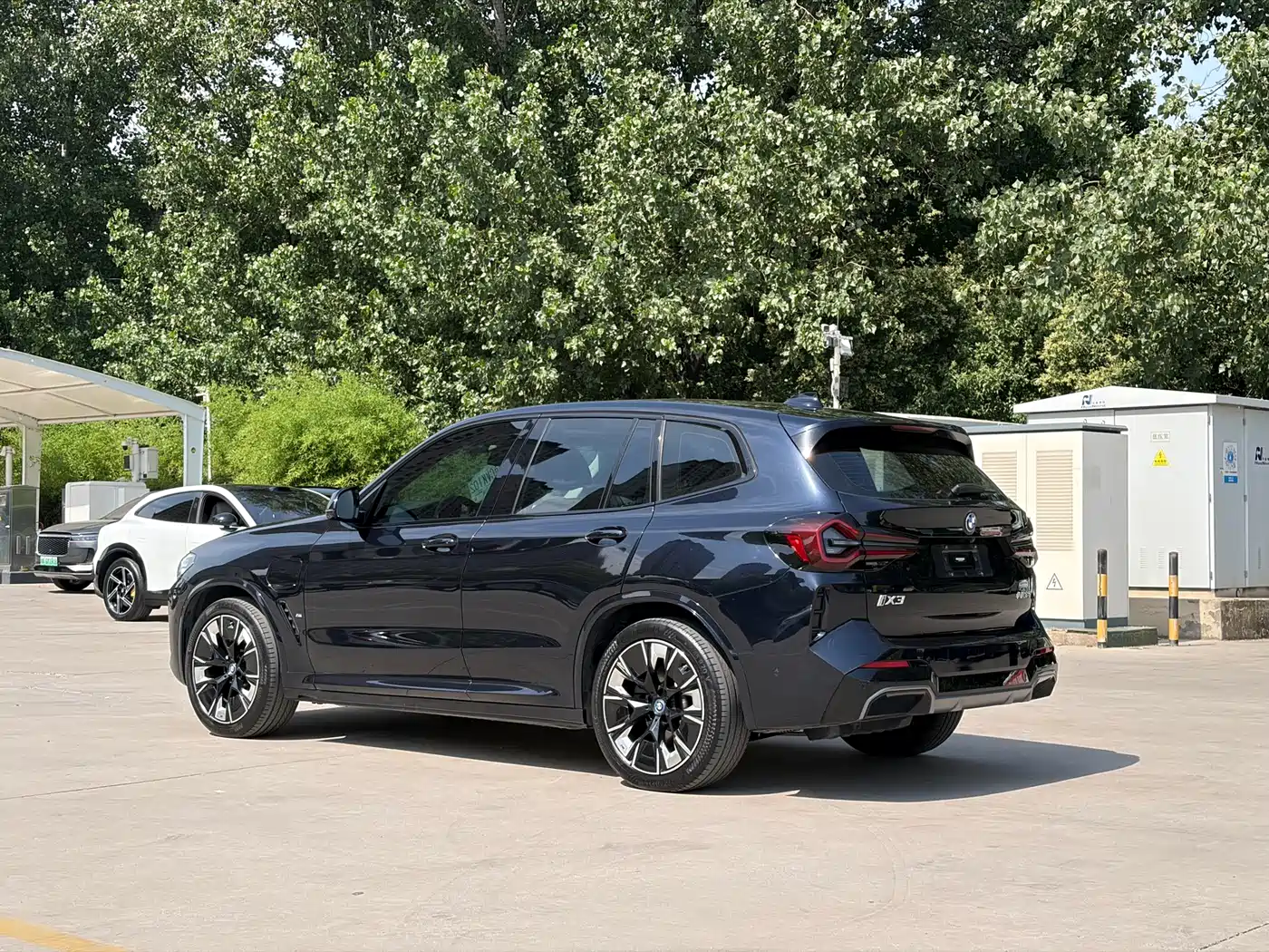 BMW iX3 2022 Innovation Leader фото 3