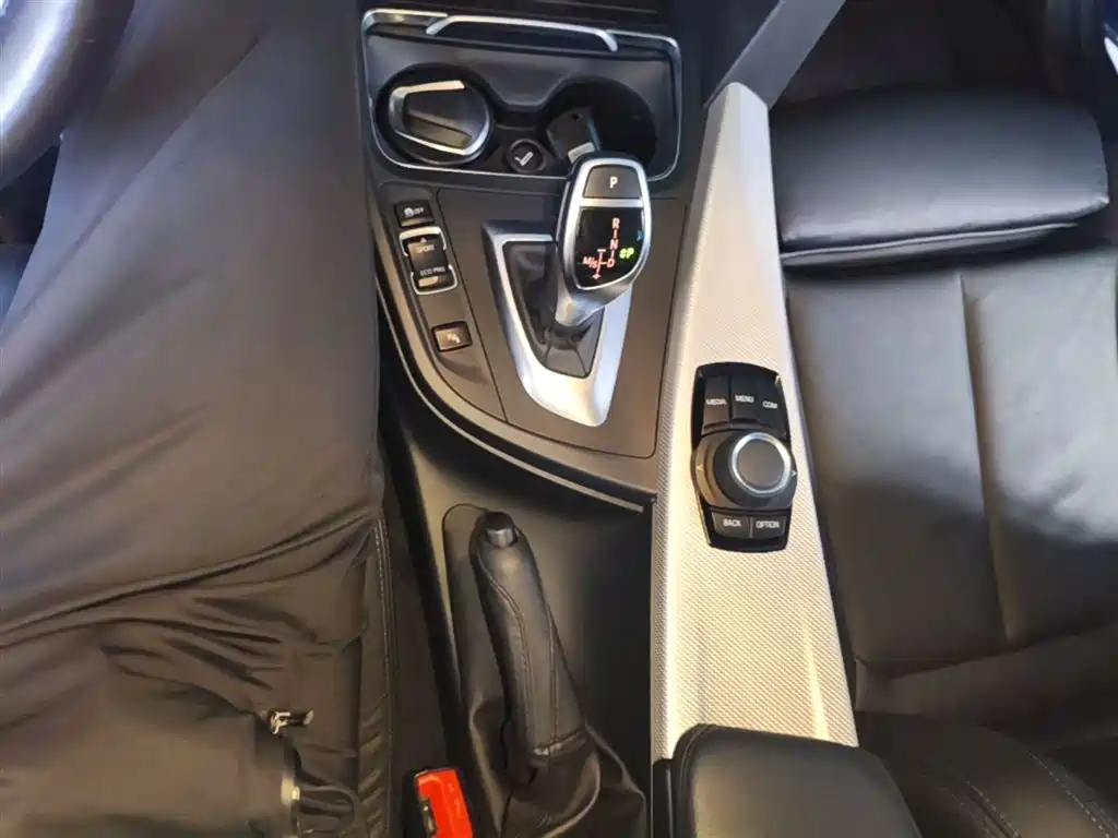 BMW 3 Series 2018 320i M Sport Package фото 14