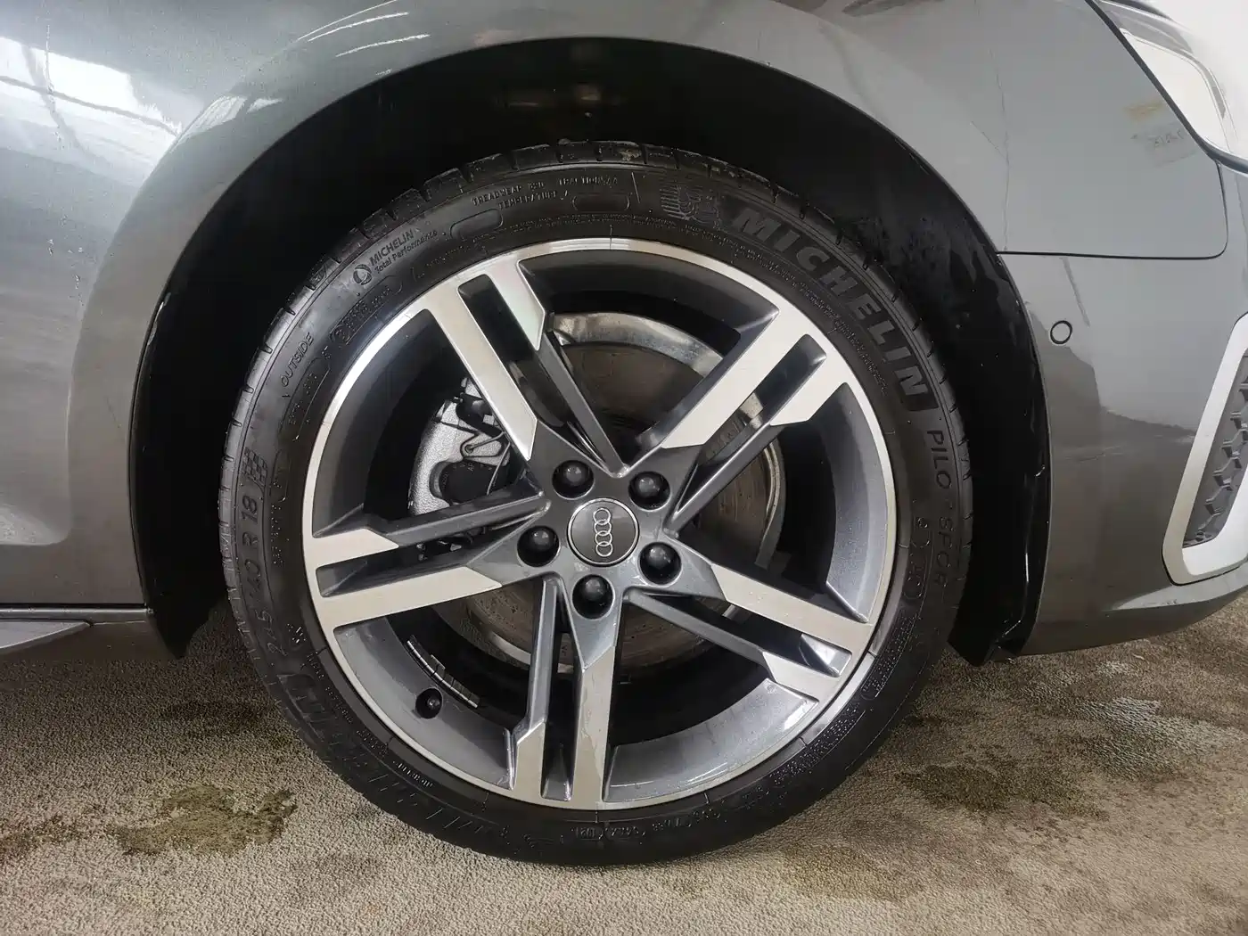 Audi A4L 2020 40 TFSI Luxury Dynamic фото 8