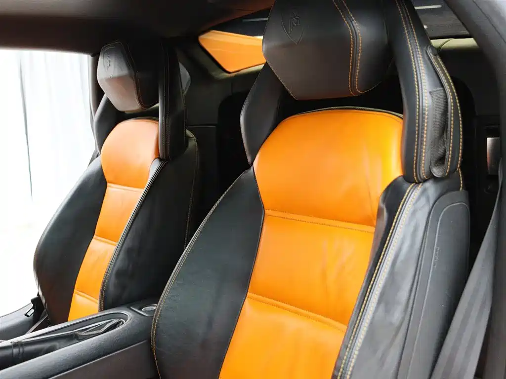 Lamborghini Gallardo 2011 Lamborghini Gallardo LP 560-4 Bicolore фото 3