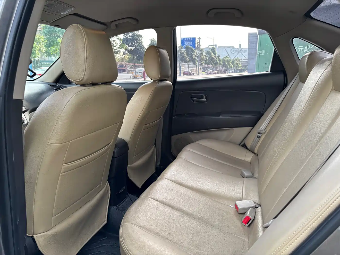 Hyundai Elantra 2011 1.6L Automatic Comfort фото 11