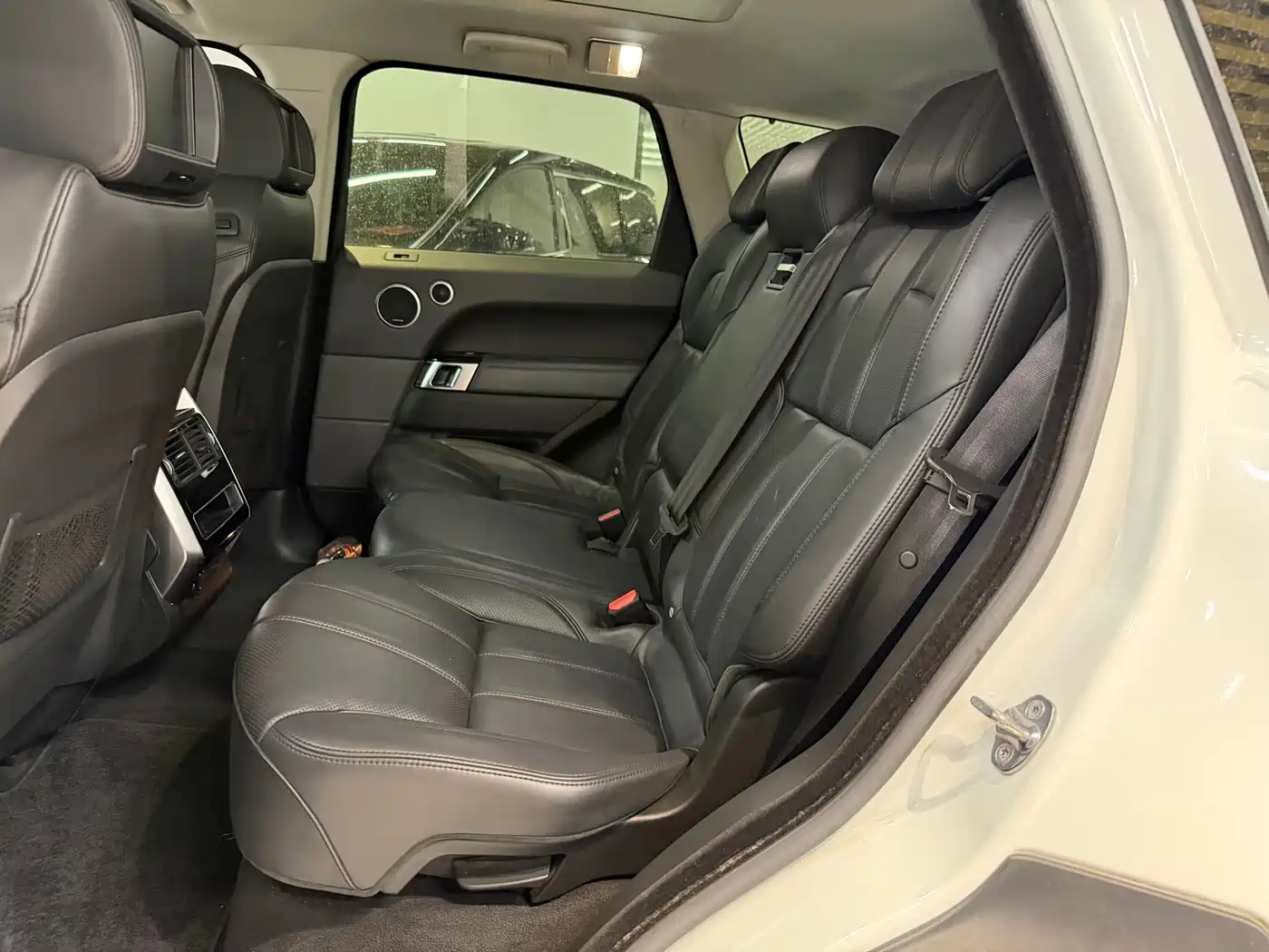 Land Rover Range Rover Sport 2015 3.0 SC V6 HSE фото 13
