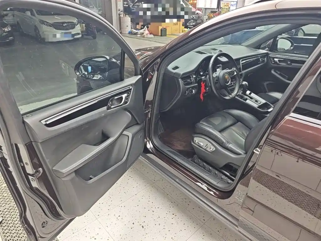 Porsche Macan 2022 Macan 2.0T фото 16