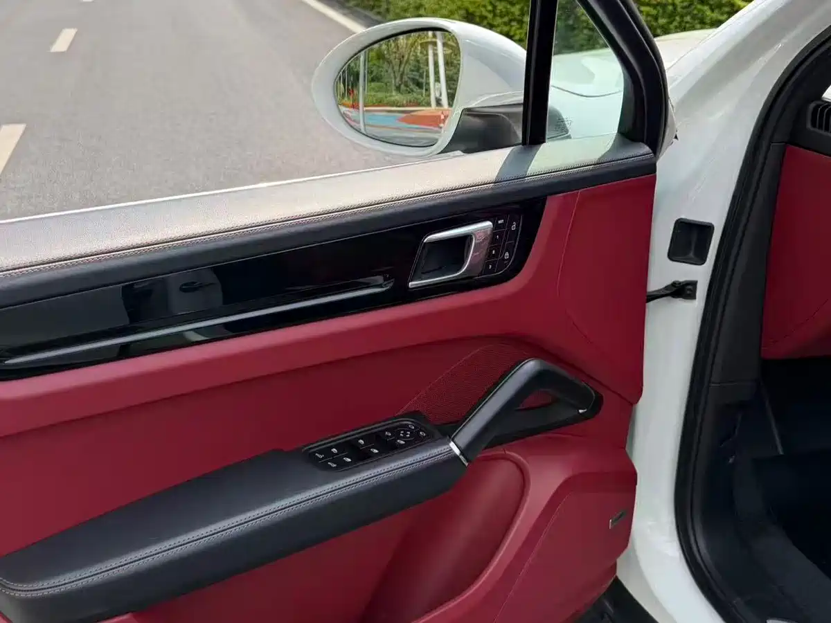 Porsche Cayenne 2019 Cayenne 3.0T фото 7
