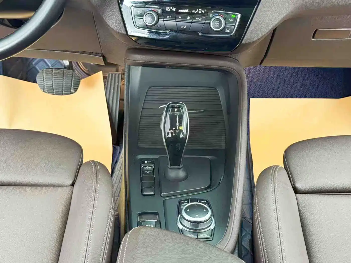 BMW X1 2022 sDrive25Li Leading фото 17