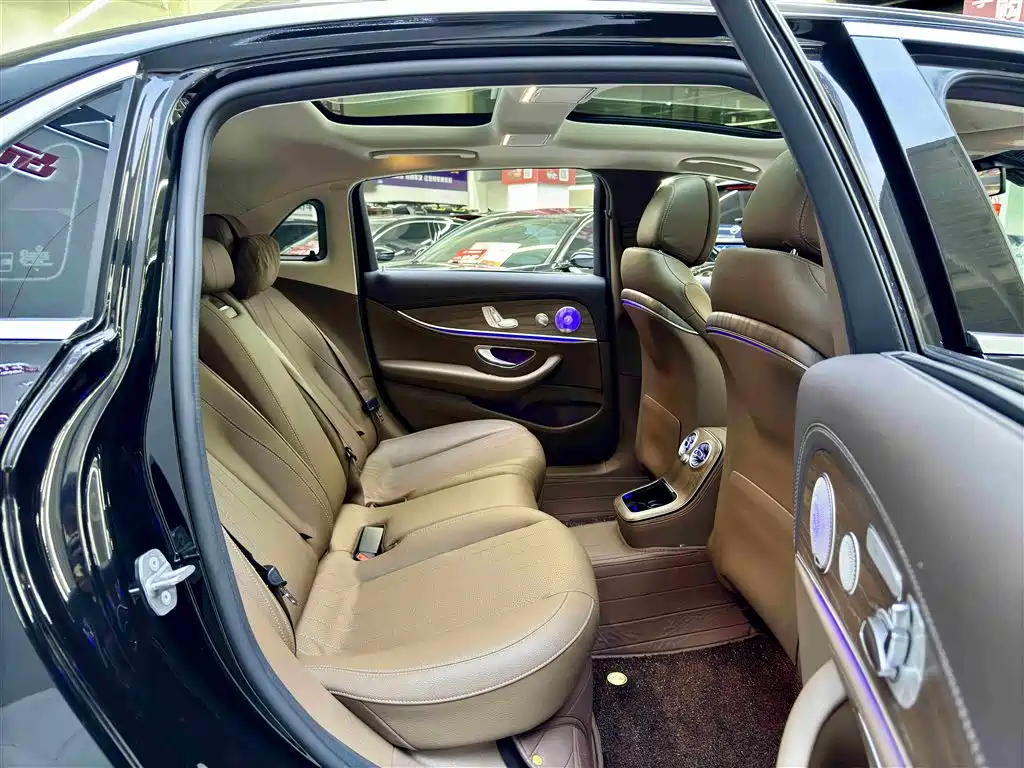 Mercedes-Benz E-Class 2023 Facelift E 300 L Luxury фото 7