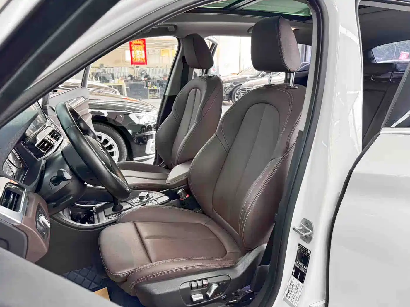 BMW X1 2022 sDrive25Li Leading фото 14
