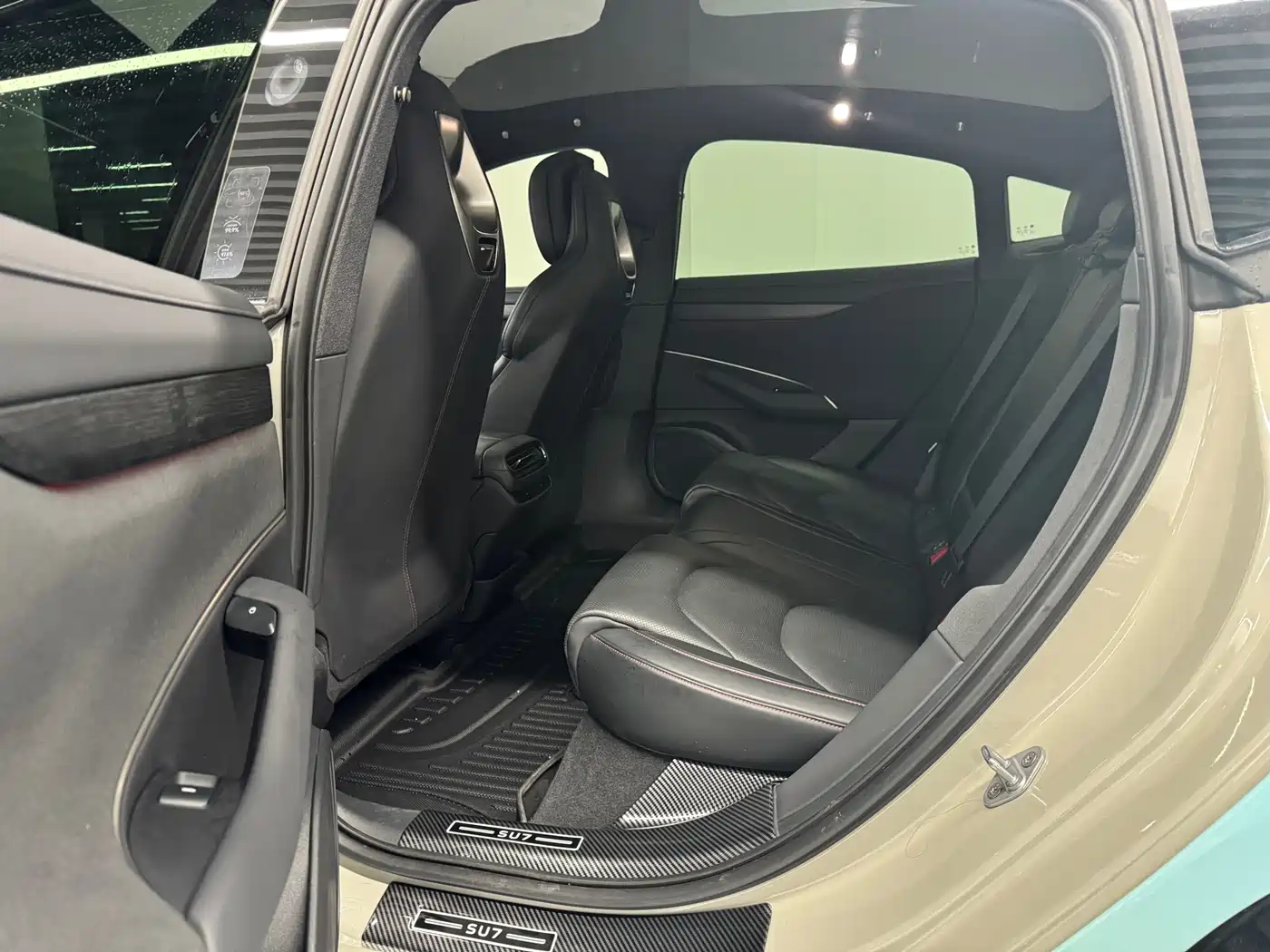 XIAOMI CAR XIAOMI SU7