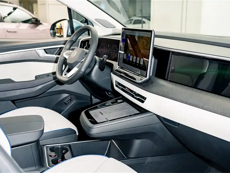 Volkswagen Talagon 2025 450TSI R-Line 6-Seater фото 20