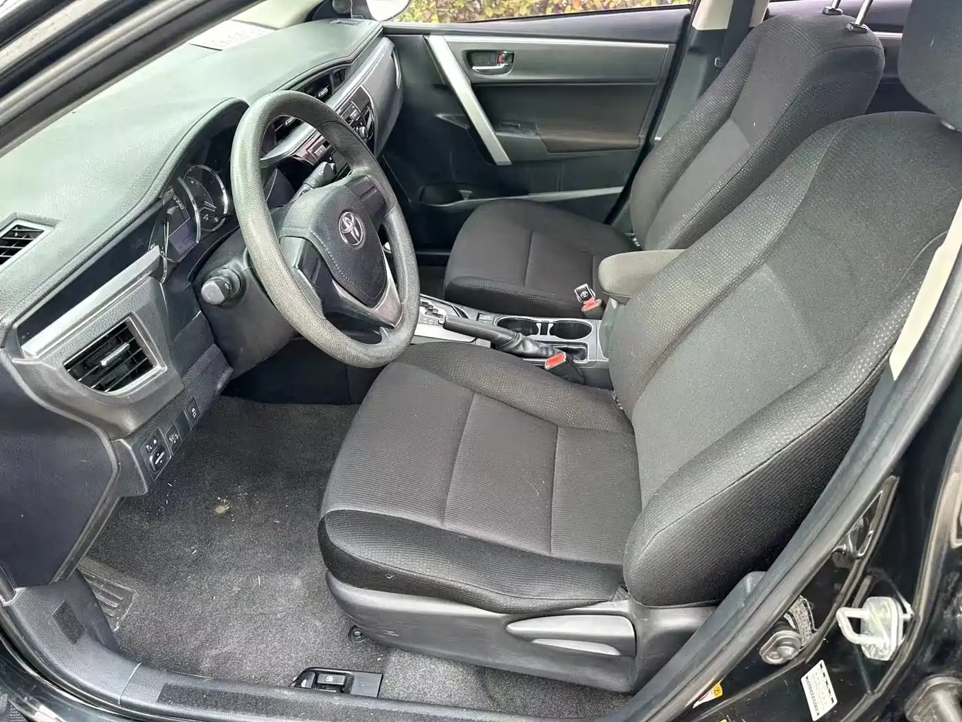 Toyota Corolla 2017 1.2T CVT GL фото 7