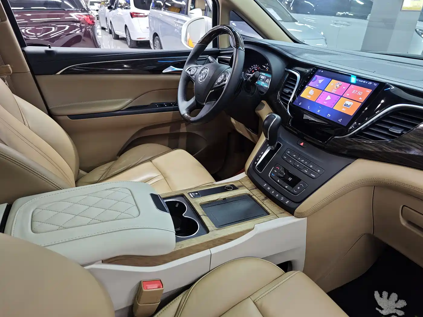 Buick GL8 2018 ES 28T Premium Type China VI фото 10