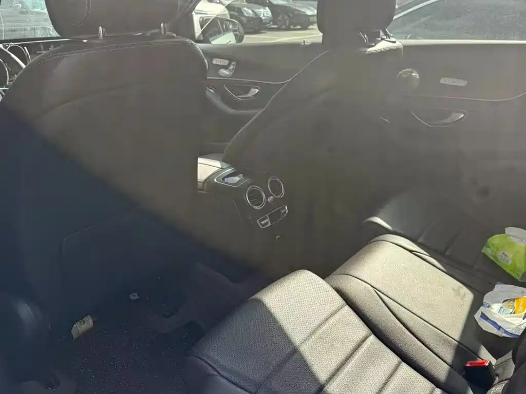 Mercedes-Benz GLC 2020 Facelift GLC 300 L 4MATIC Dynamic фото 4