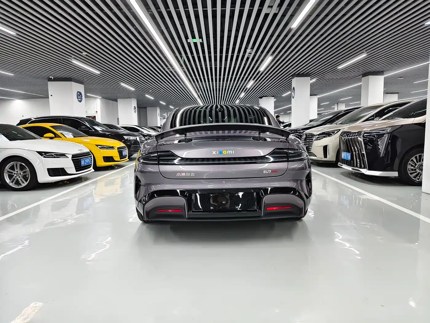 Xiaomi Auto Xiaomi SU7 2024 AWD Extended Range Advanced Smart Driving Max Edition фото 13